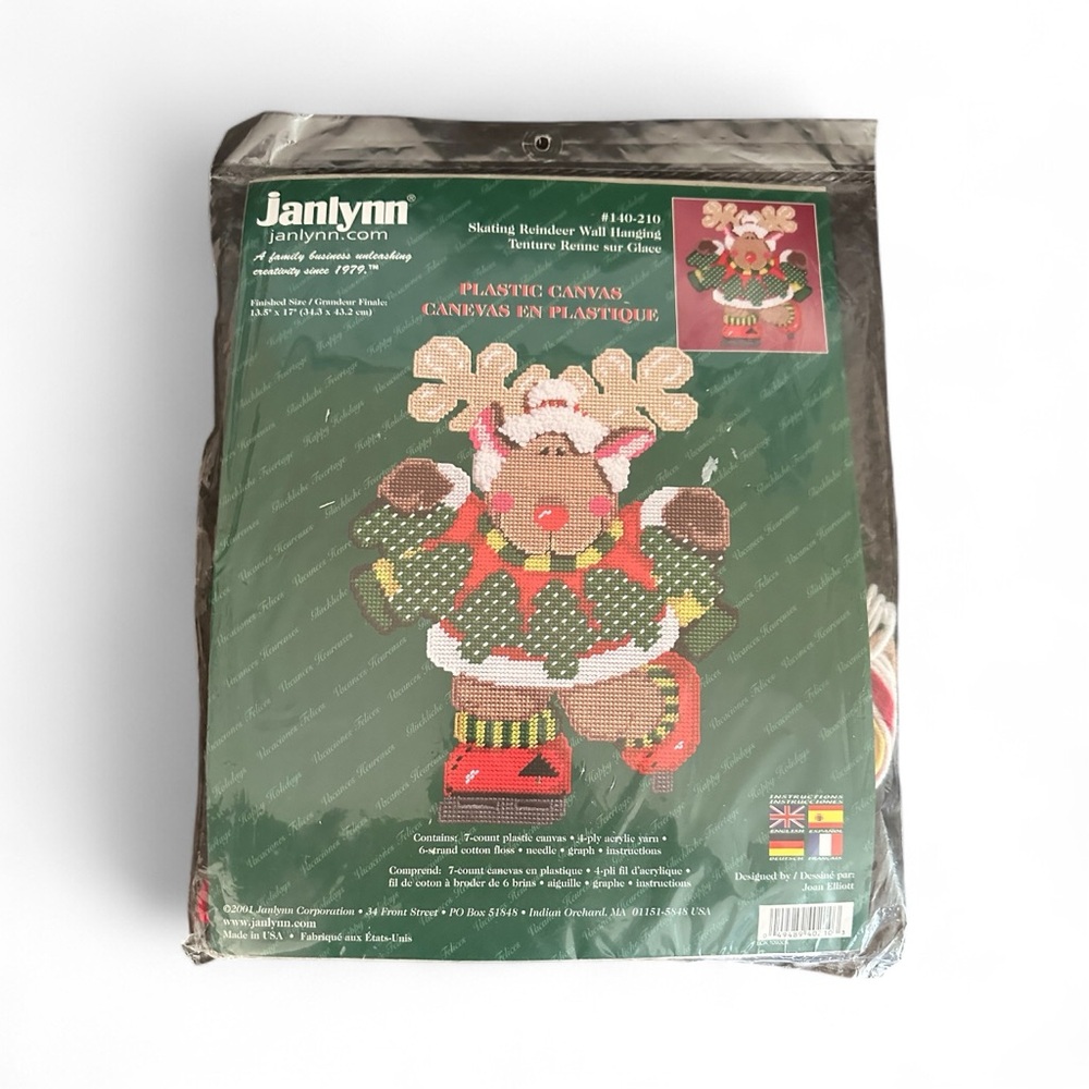 JanLynn skating reindeer wall hanging embroidery craft kit # 140–210 brand new